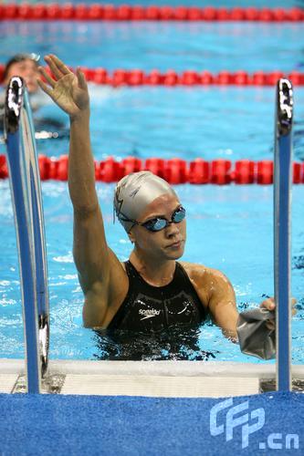 World record broken twice in women's 100m backstroke